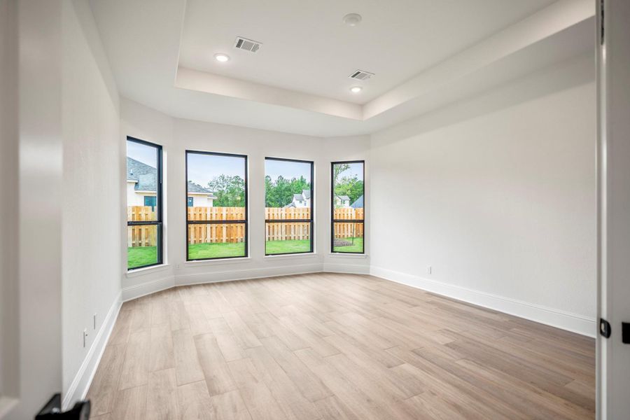 Spacious, unfurnished interior of a new home in Colton, Montgomery (Image 40).