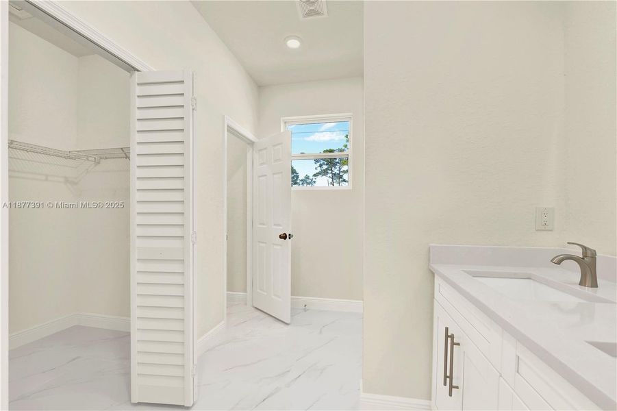 Image 39 of a home in . Image 39 of a home in .