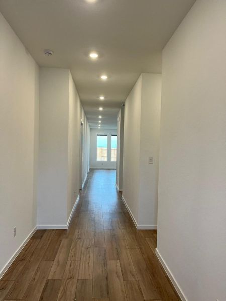 *Not actual home, pictures representative of same floor plan*