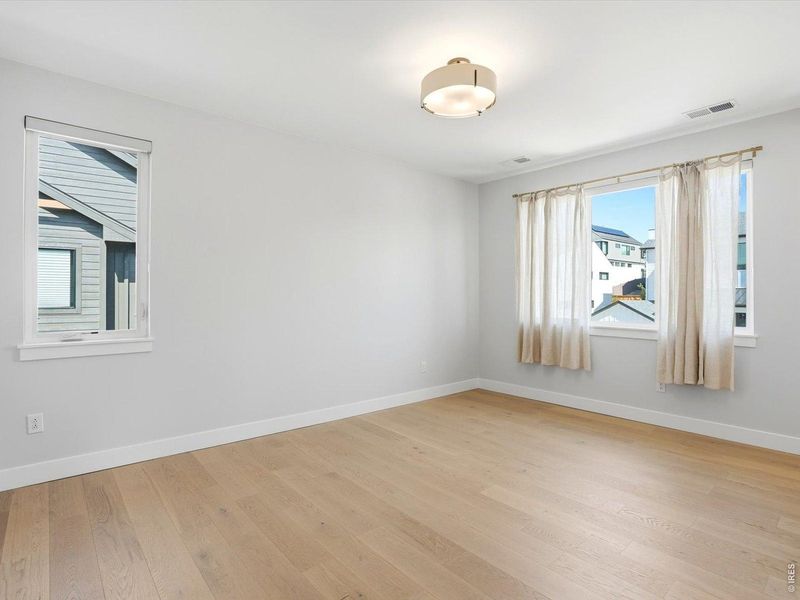 Spacious, unfurnished interior of a new home in , Louisville (Image 27).