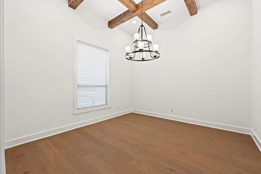 Spacious, unfurnished interior of a new home in The Woodlands, Krugerville (Image 7).