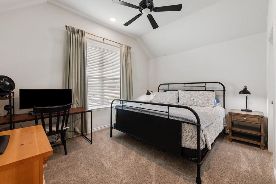Furnished interior view inside a new home in , Bryan (Image 14).