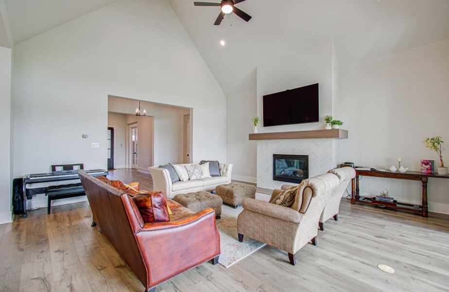 Furnished interior view inside a new home in , Manvel (Image 31).