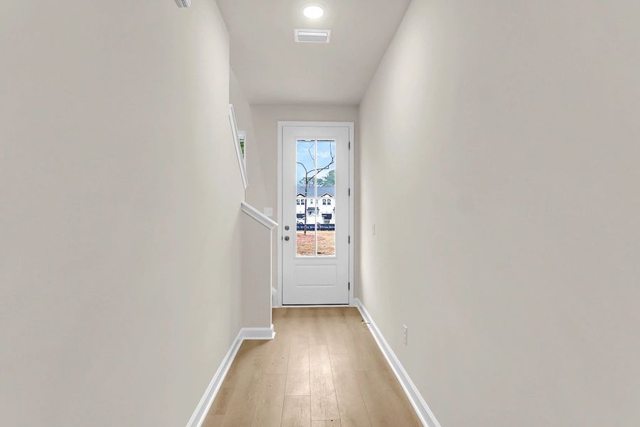 Spacious, unfurnished interior of a new home in Windward Village, Summerville (Image 13).