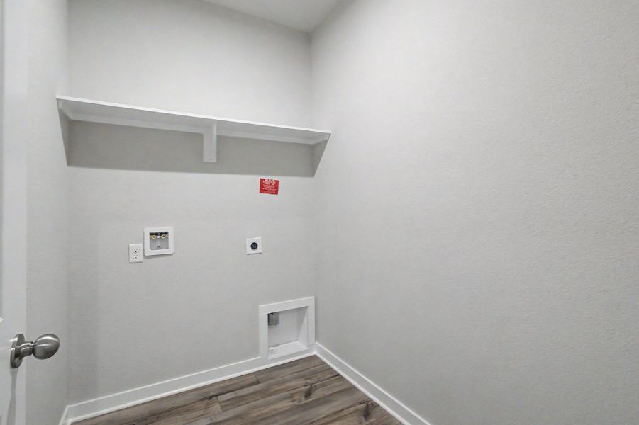Spacious, unfurnished interior of a new home in Pleasant Hill, Bryan (Image 11). Spacious, unfurnished interior of a new home in Pleasant Hill, Bryan (Image 11).