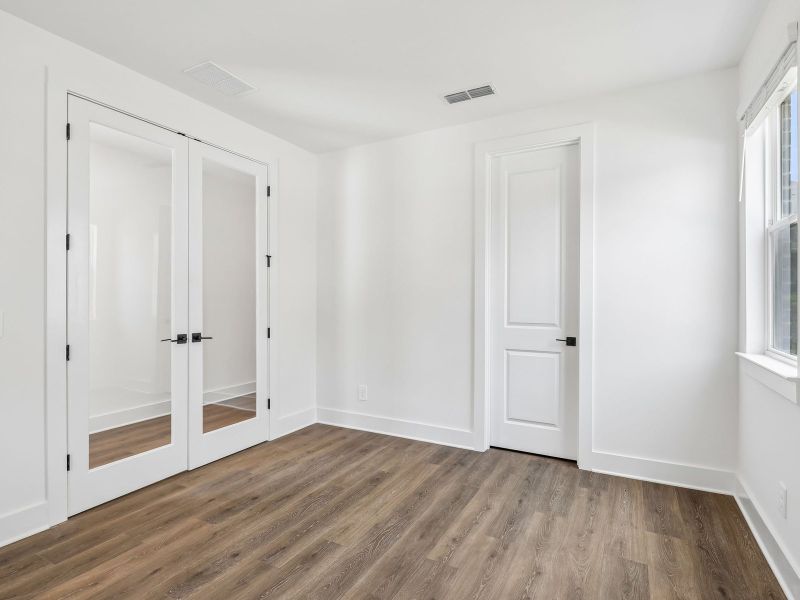 Spacious, unfurnished interior of a new home in Station Hill - Reserve Series, Franklin (Image 12).