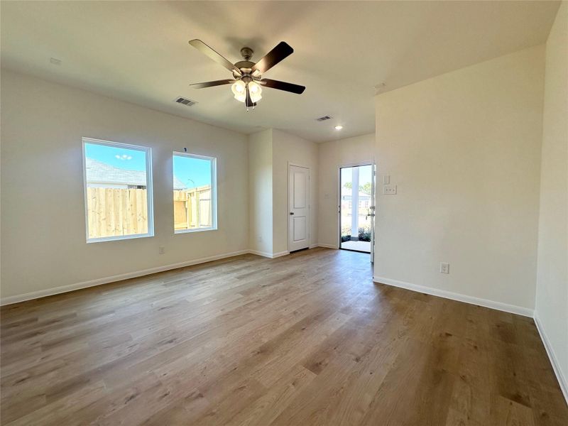 Spacious, unfurnished interior of a new home in Colony at Pinehurst, Pinehurst (Image 9). Spacious, unfurnished interior of a new home in Colony at Pinehurst, Pinehurst (Image 9).