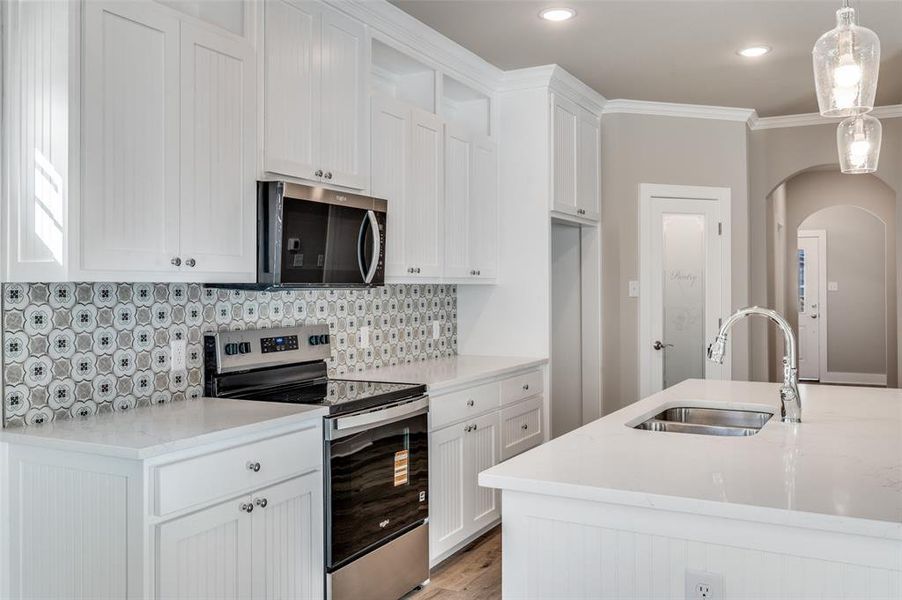 Furnished interior view inside a new home in , Lake Dallas (Image 23).