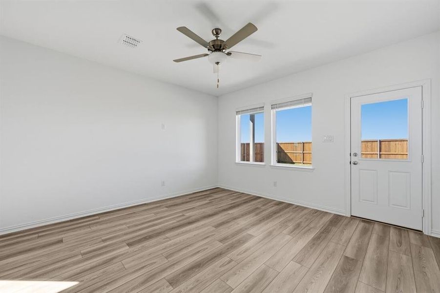 2783 Kyle Drive ~ Ready Now!