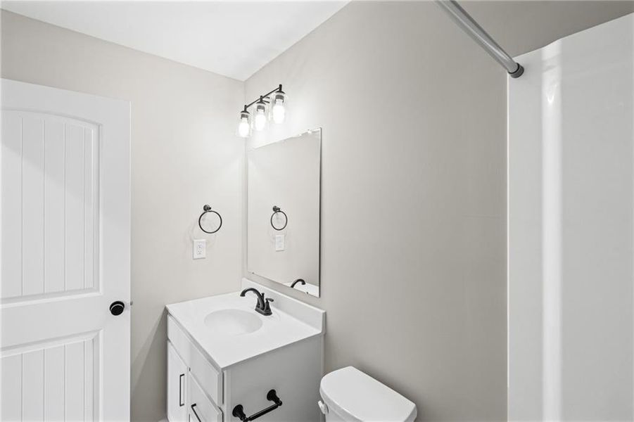 Furnished interior view inside a new home in Crossvine Estates, Braselton (Image 9).