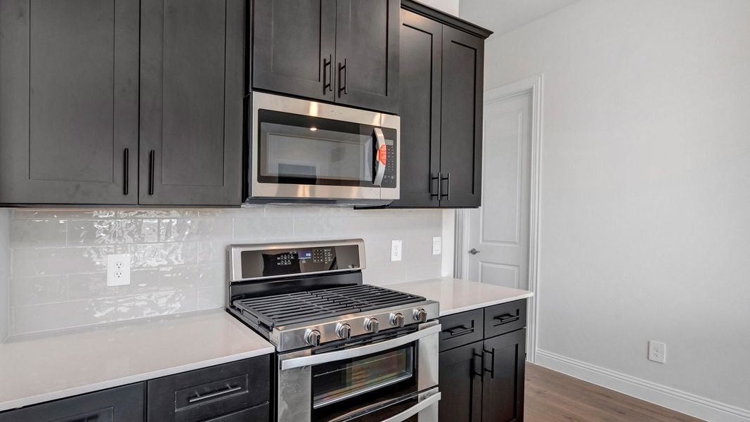 Furnished interior view inside a new home in Mustang Square, Plano (Image 13).