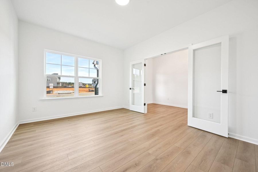 35-web-or-mls-N Stone Ml Trl-S2611-035 35-web-or-mls-N Stone Ml Trl-S2611-035