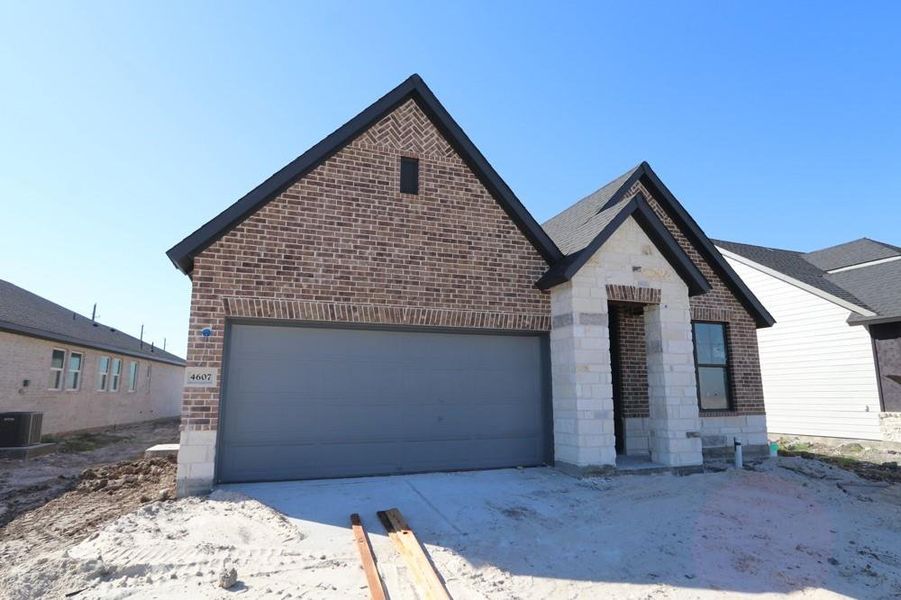 Image 7 of a home in Austin Point. Image 7 of a home in Austin Point.