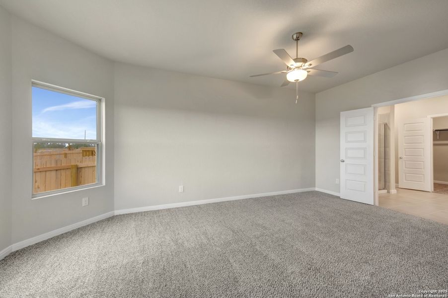 Spacious, unfurnished interior of a new home in Paloma Park, Converse (Image 46).