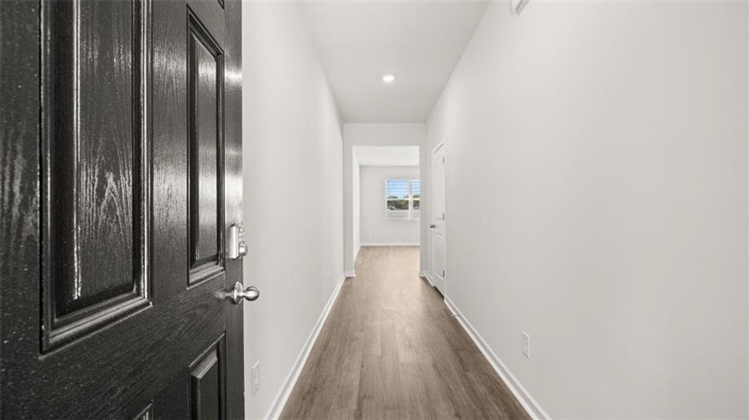 Spacious, unfurnished interior of a new home in , Stockbridge (Image 12).