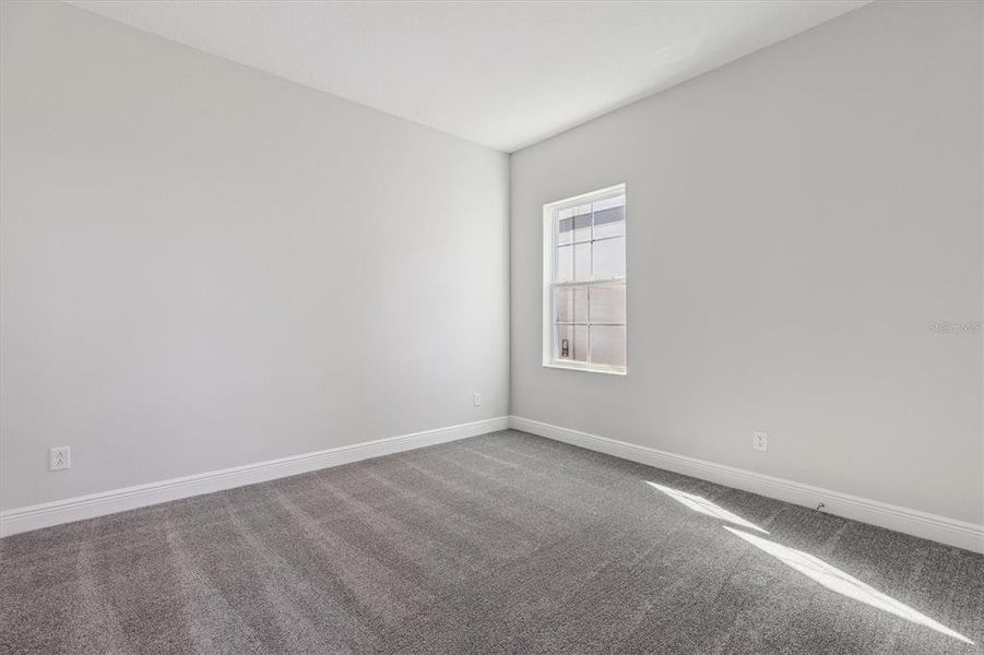 Spacious, unfurnished interior of a new home in Mirada, San Antonio (Image 21).