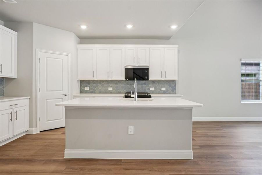 Photo is not of the actual home, but is an inspirational photo of builder’s model home and may depict options, furnishings, and/or decorator features that are not included. Photo is not of the actual home, but is an inspirational photo of builder’s model home and may depict options, furnishings, and/or decorator features that are not included.
