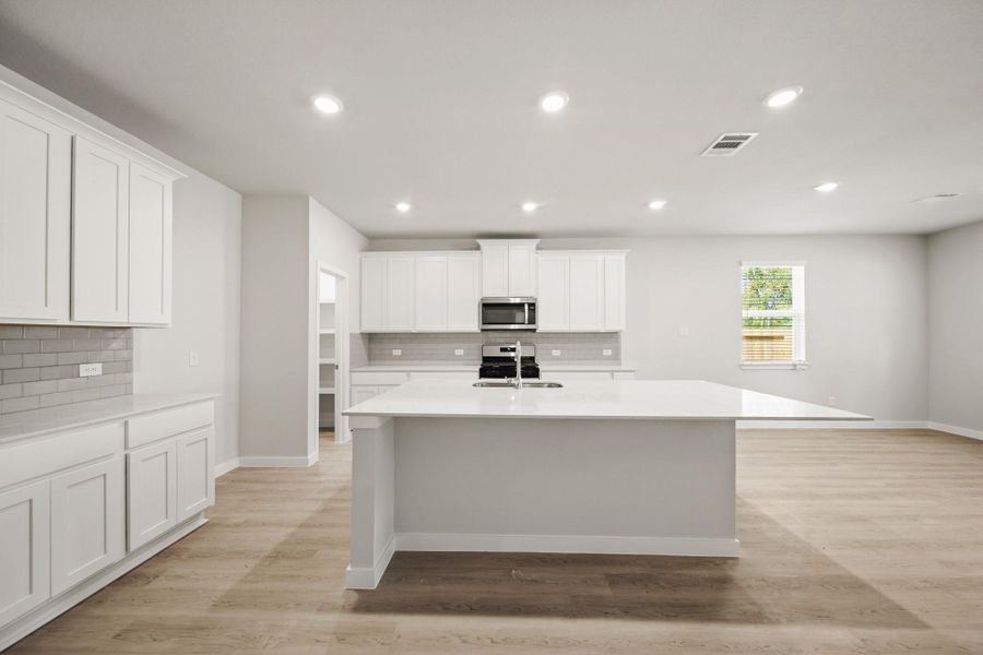 Furnished interior view inside a new home in Russell Ranch, Bay City (Image 12).