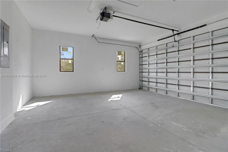 Spacious, unfurnished interior of a new home in , Lehigh Acres (Image 9). Spacious, unfurnished interior of a new home in , Lehigh Acres (Image 9).