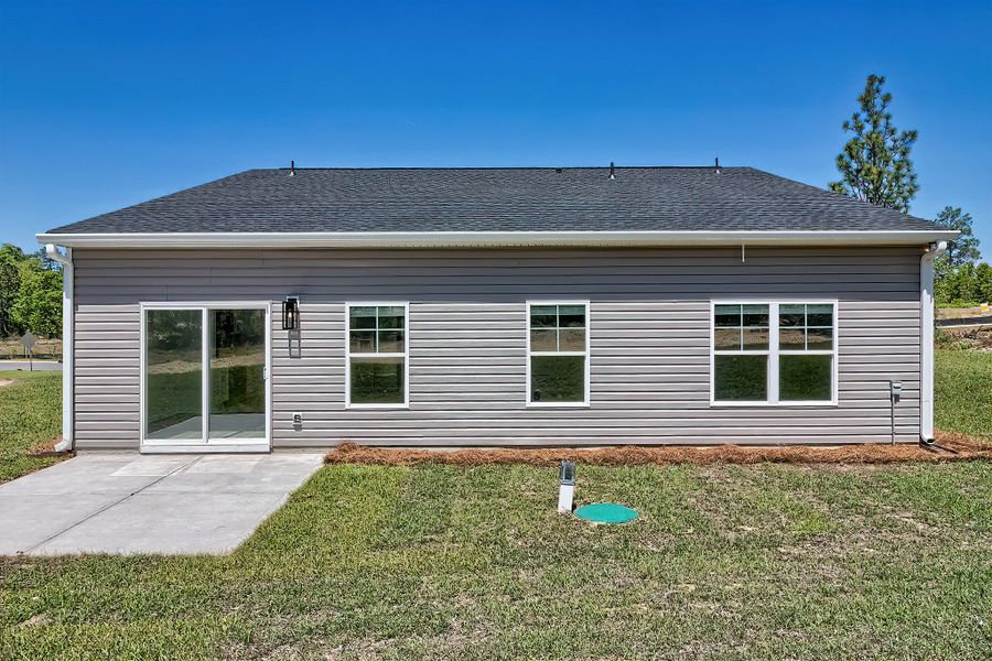 Exterior details and patio area of a home in Amber Hill, West Columbia (Image 6).