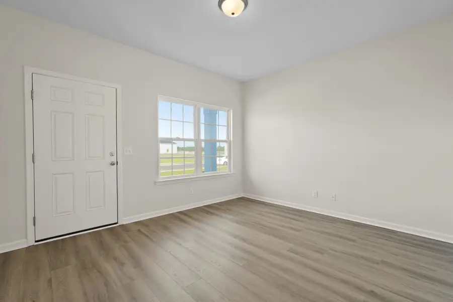 Representative unfurnished interior of a home built from the The Anderson by RTS Homes in The Pointe at Villages on Marne, Hinesville (Image 16).