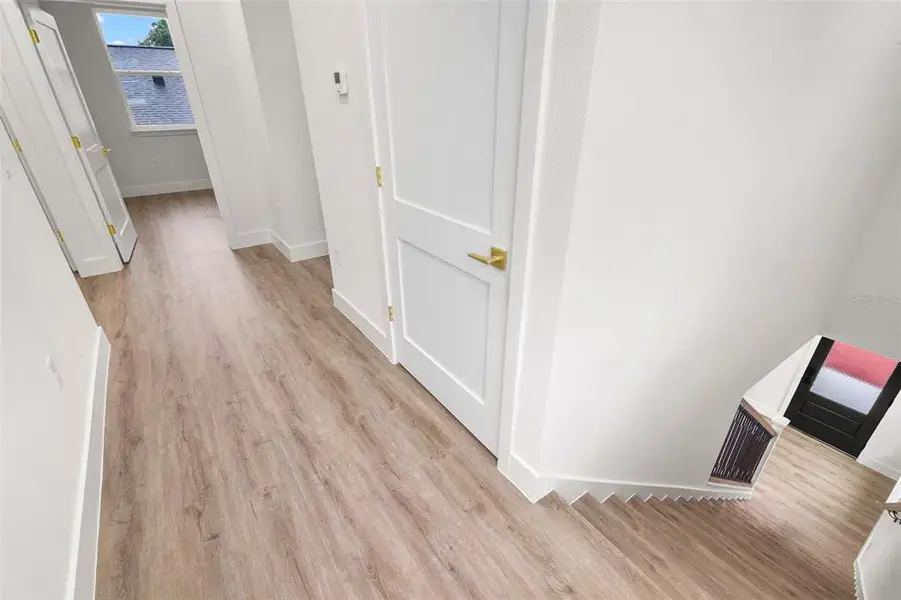 Spacious, unfurnished interior of a new home in , Orlando (Image 20).