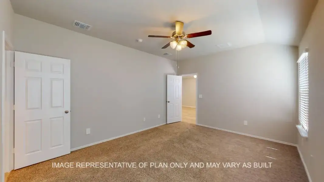 Representative unfurnished interior of a home built from the Camden by D.R. Horton in Wildwood Estates, Nolanville (Image 25).