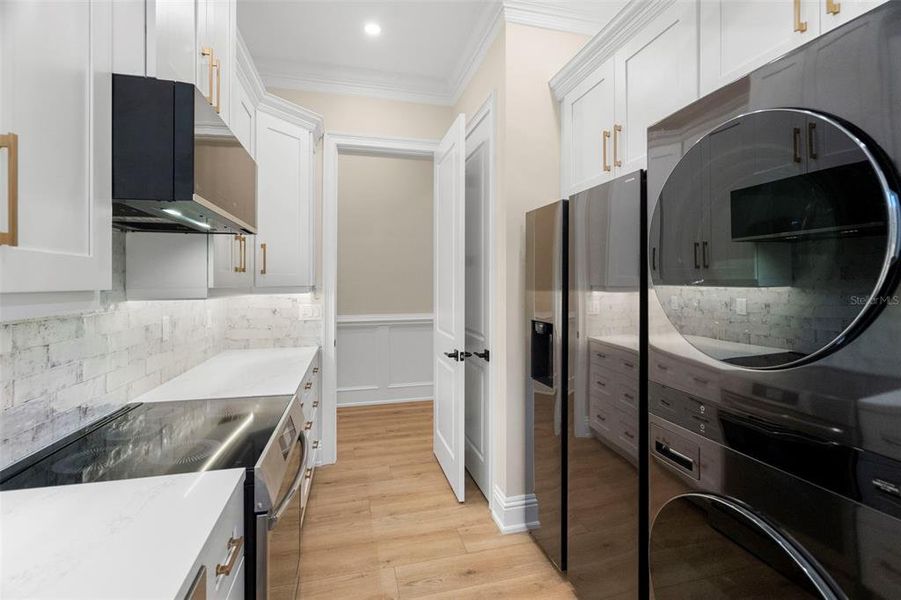 Furnished interior view inside a new home in , Safety Harbor (Image 11).