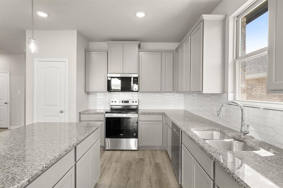 3113 Hawkview- Kitchen-4