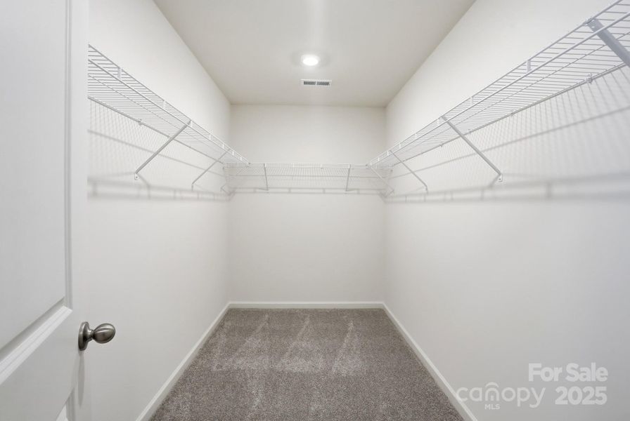 Spacious, unfurnished interior of a new home in Wilson Creek, Indian Land (Image 20).