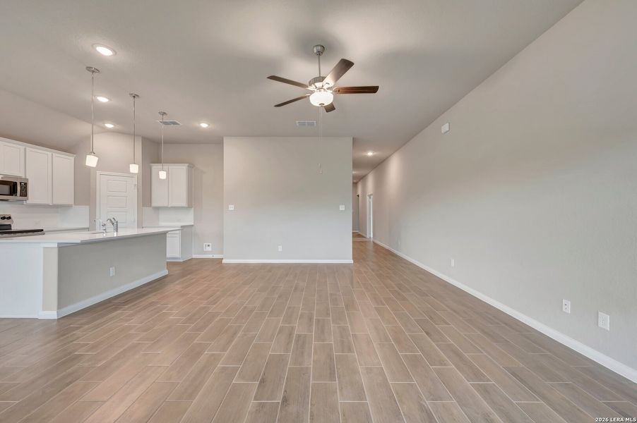 Spacious, unfurnished interior of a new home in Chaparral Ranch, Floresville (Image 17). Spacious, unfurnished interior of a new home in Chaparral Ranch, Floresville (Image 17).