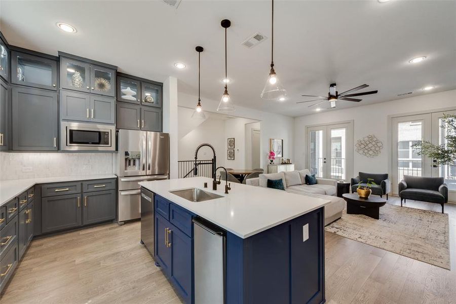 Furnished interior view inside a new home in , Dallas (Image 22). Furnished interior view inside a new home in , Dallas (Image 22).