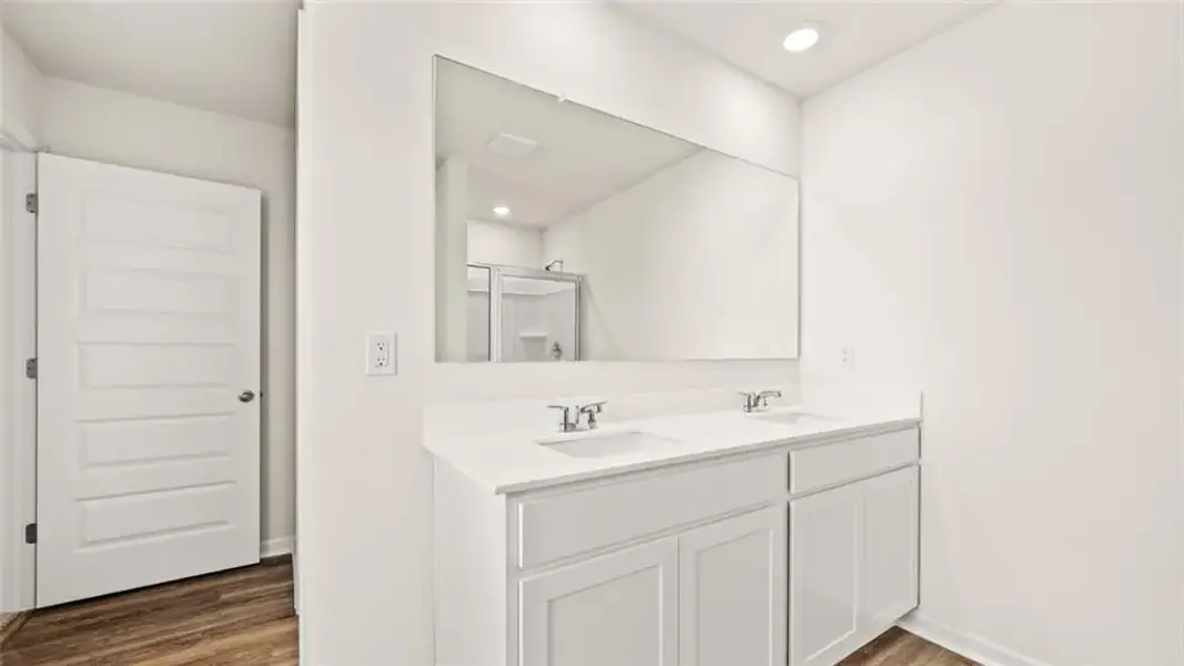 Furnished interior view inside a new home in Poplar Preserve, Newnan (Image 5).