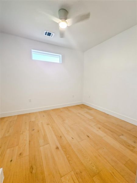 Spacious, unfurnished interior of a new home in , Austin (Image 23).
