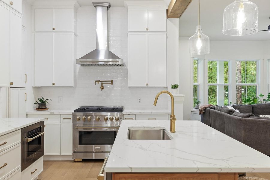 Furnished interior view inside a new home in , Seabrook (Image 18).