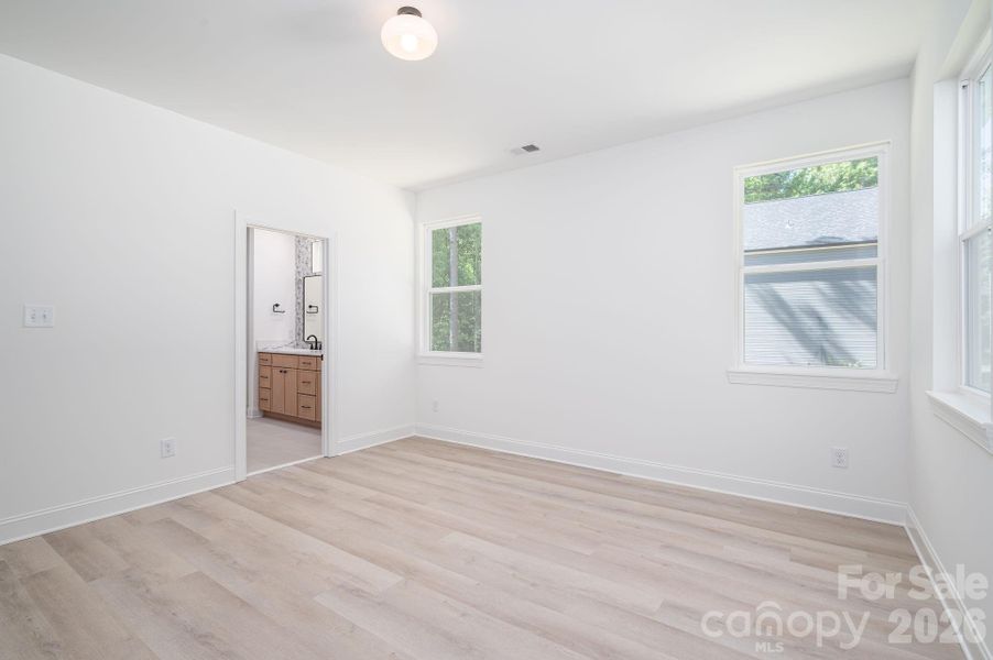 Spacious, unfurnished interior of a new home in , Bessemer City (Image 14).
