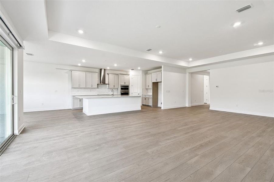 Spacious, unfurnished interior of a new home in Creeks Edge at Twin Rivers, Parrish (Image 26).