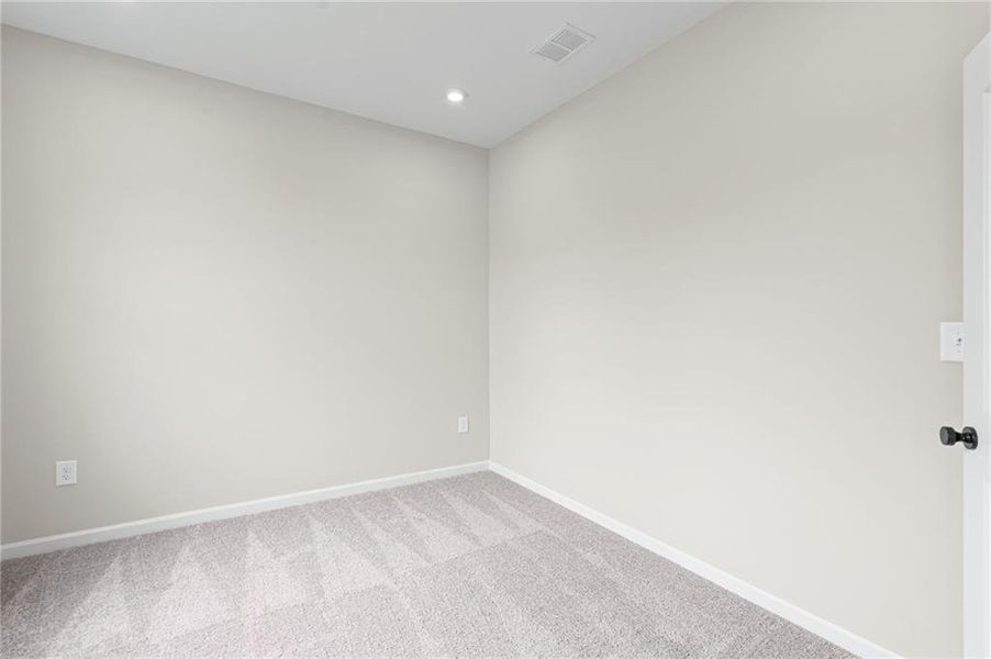 Spacious, unfurnished interior of a new home in Twin Lakes, Hoschton (Image 18).