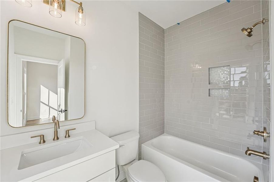 Furnished interior view inside a new home in Towns on Thompson, Alpharetta (Image 7).