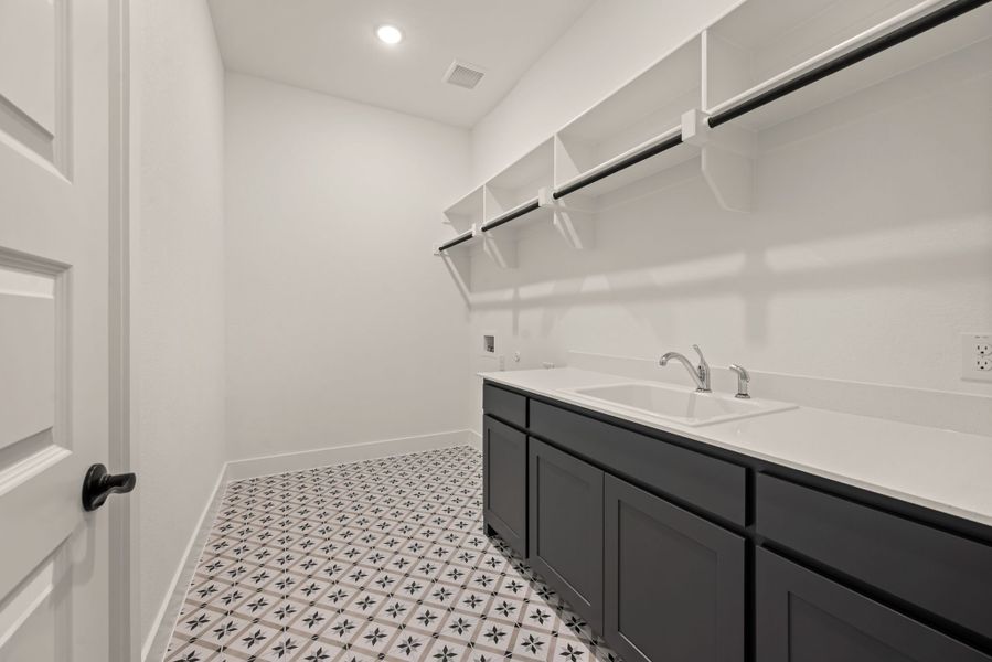 Furnished interior view inside a new home in Rolling Creek Ranch, Aledo (Image 20).