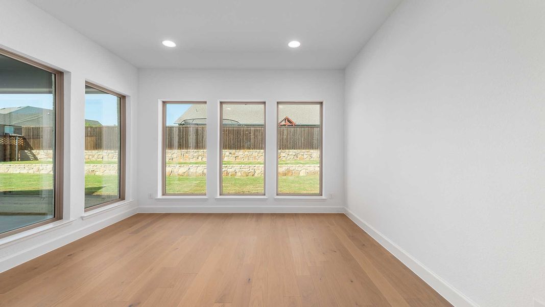 Spacious, unfurnished interior of a new home in Somerset Park, Rockwall (Image 19). Spacious, unfurnished interior of a new home in Somerset Park, Rockwall (Image 19).