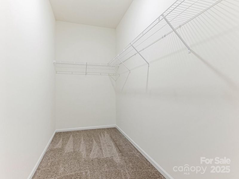 12ft walk-in closet primary