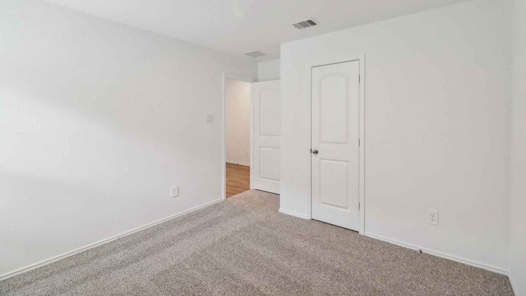 Spacious, unfurnished interior of a new home in Grand Pines, Magnolia (Image 18).