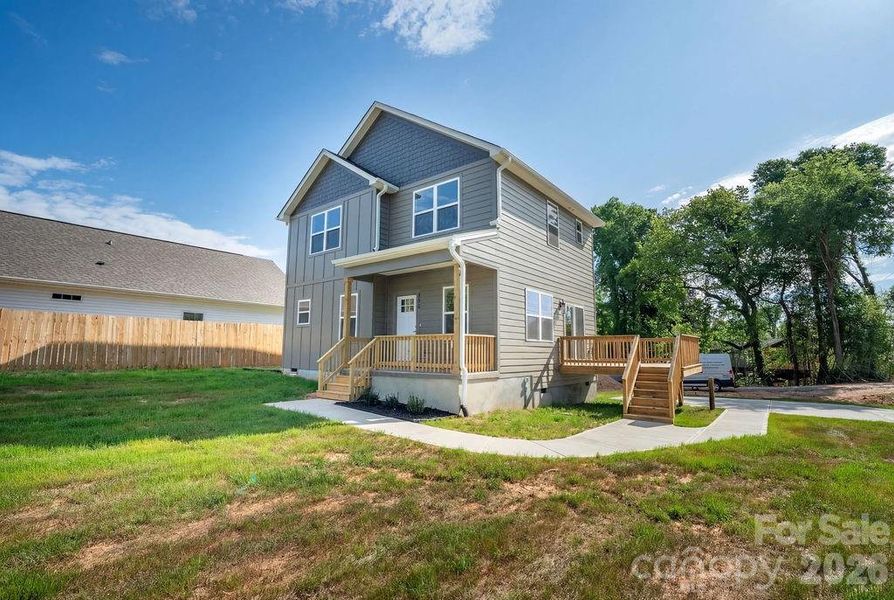 Exterior details and patio area of a home in , Gastonia (Image 14).