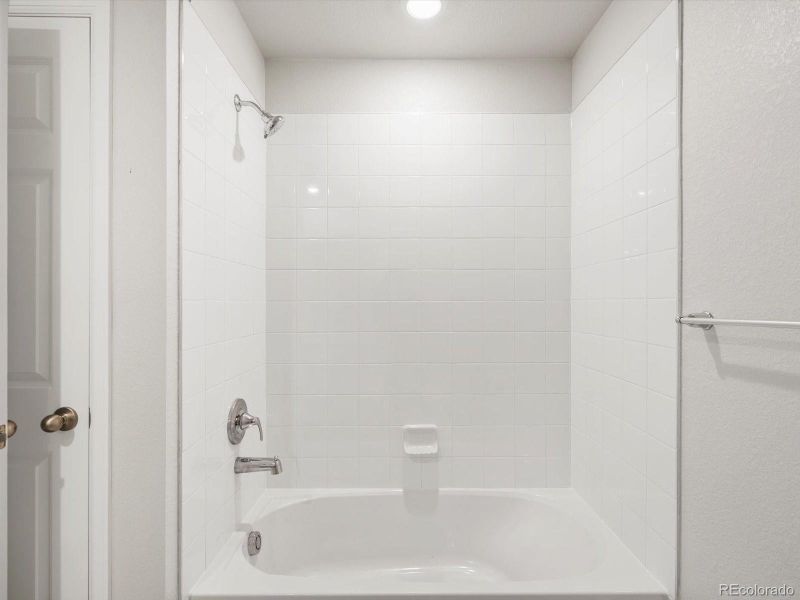 Close-up of interior finishes inside a home in Lake Bluff, Greeley (Image 11).