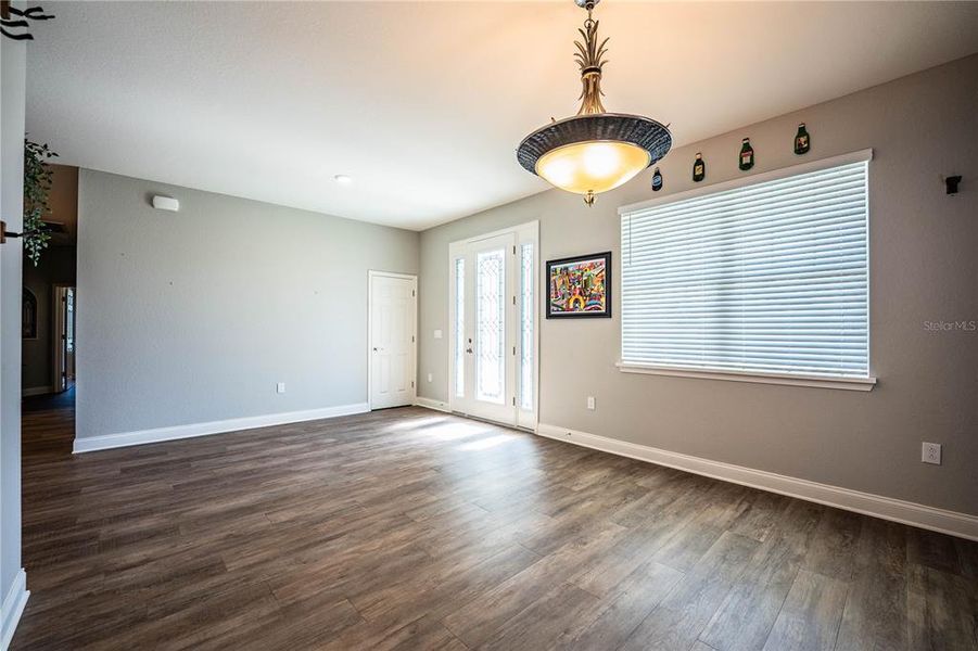 Spacious, unfurnished interior of a new home in , Lakeland (Image 38).