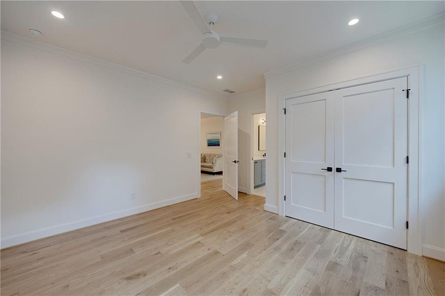 Spacious, unfurnished interior of a new home in , Atlanta (Image 95). Spacious, unfurnished interior of a new home in , Atlanta (Image 95).