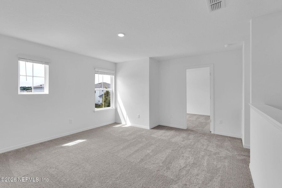 Spacious, unfurnished interior of a new home in Wells Landing, Jacksonville (Image 14).