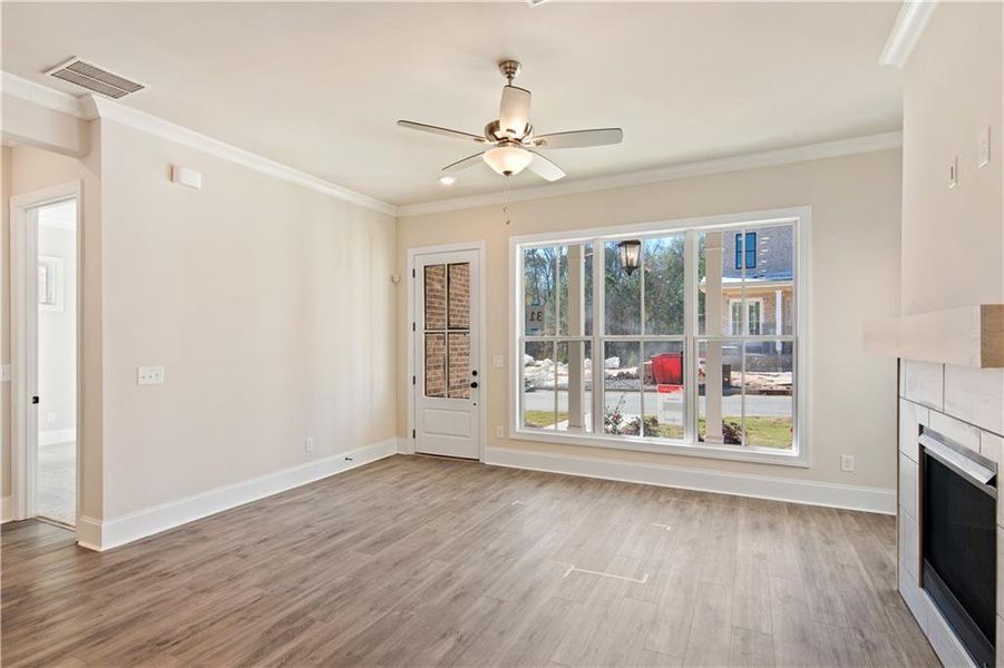 Spacious, unfurnished interior of a new home in Waterhaven, Cumming (Image 19).