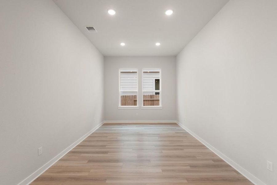 Spacious, unfurnished interior of a new home in Park Central, Georgetown (Image 31).